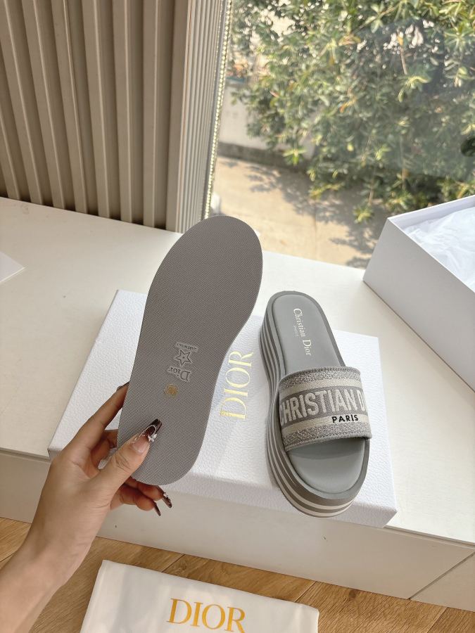 Dior women's shoes G133𝐃𝐢𝐎𝐑 Early Spring New loafers. The slippers and sandals you want — Premium Replica — photo 6