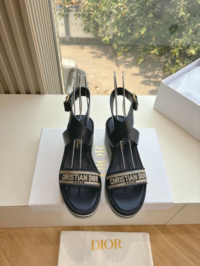 Dior women's shoes G133𝐃𝐢𝐎𝐑 Early Spring New loafers. The slippers and sandals you want — Premium Replica — photo 4