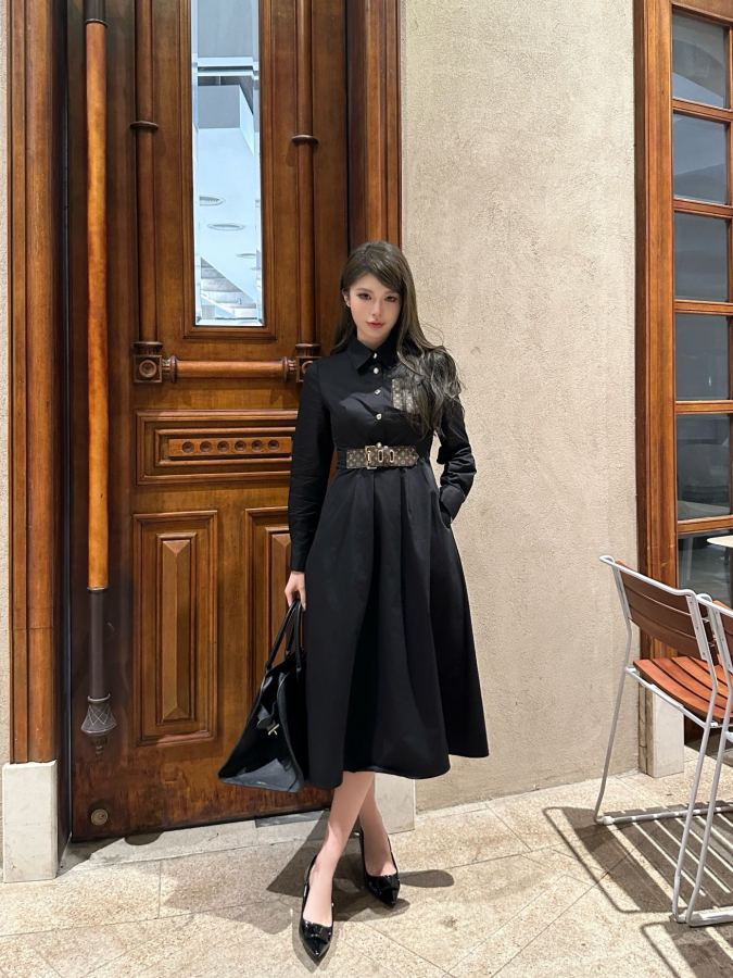 LV Women D26031175 LOUIS* LV New logo 𝑺 𝑴 𝑳 𝑿𝑳 𝑿𝑿𝑳 M — 1:1 Replica — photo 2