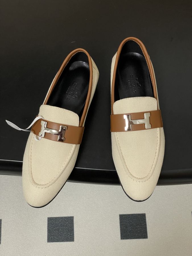 Hermes women's shoes -Top quality (with high-end airplane box ) — AAA Quality Replica — photo 2