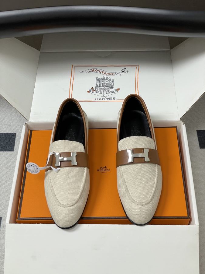 Hermes women's shoes -Top quality (with high-end airplane box ) — AAA Quality Replica — photo 5