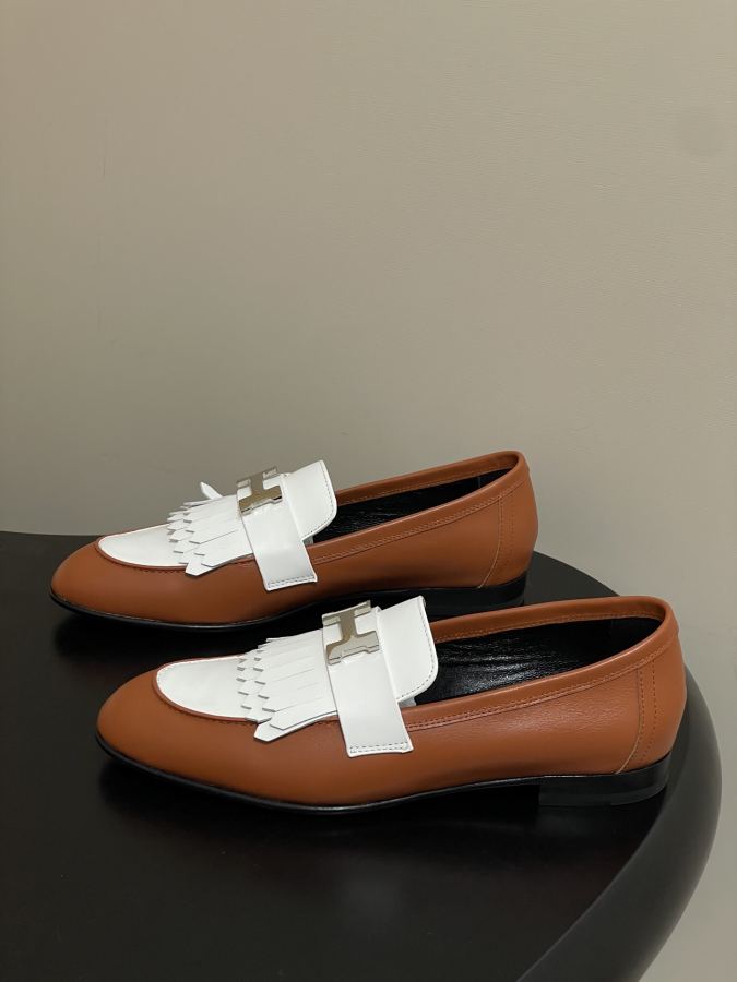 Hermes women's shoes -Top quality (with high-end airplane box ) — AAA Quality Replica — photo 3