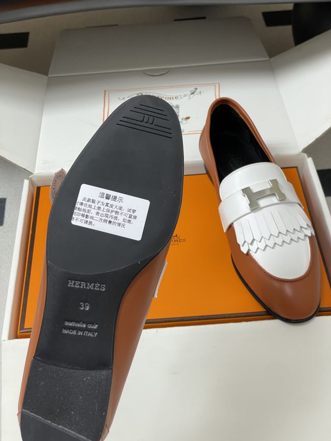 Hermes women's shoes -Top quality (with high-end airplane box ) — AAA Quality Replica — photo 8