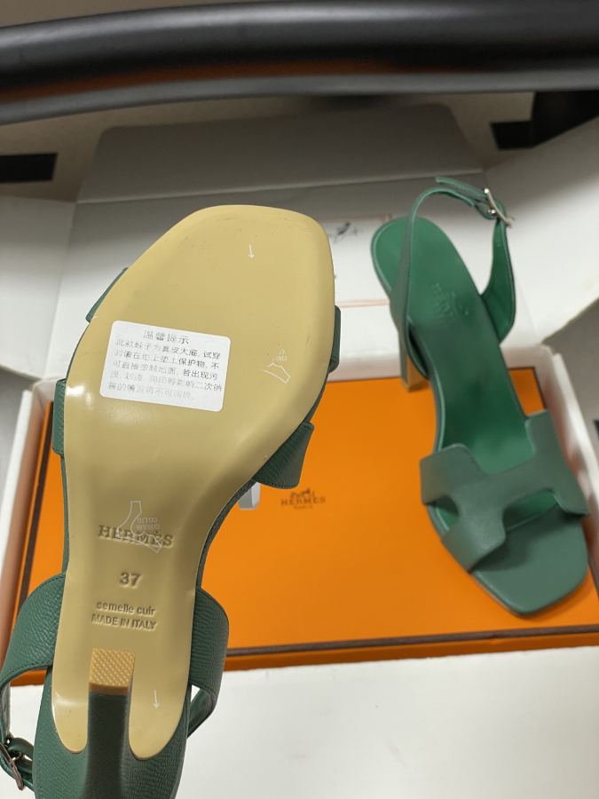Hermes women's shoes -Top quality (with high-end airplane box ) — AAA Quality Replica — photo 8