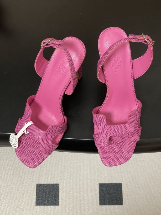 Hermes women's shoes -Top quality (with high-end airplane box ) — AAA Quality Replica — photo 2
