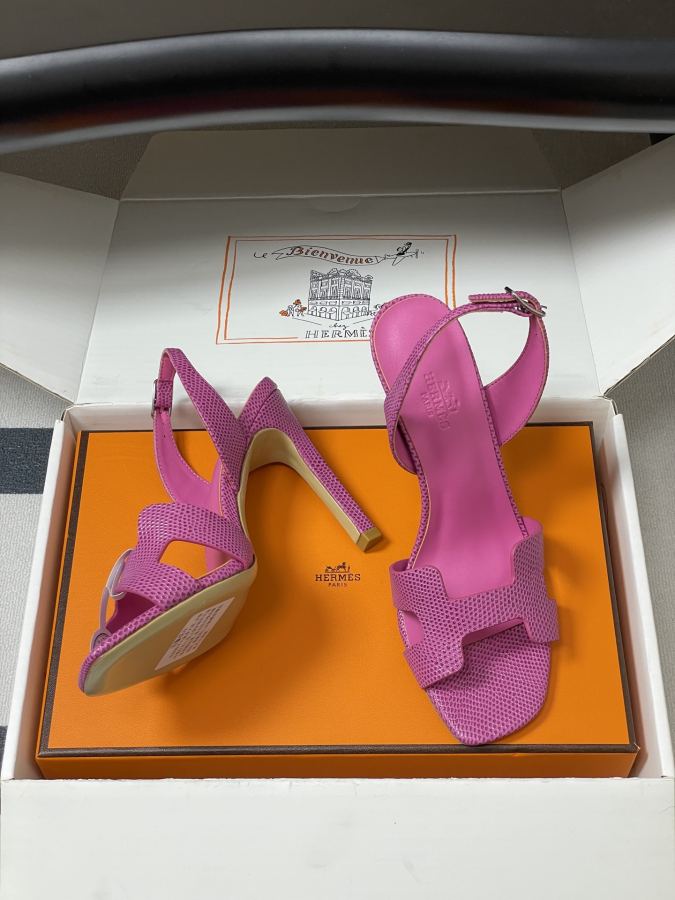 Hermes women's shoes -Top quality (with high-end airplane box ) — AAA Quality Replica — photo 6