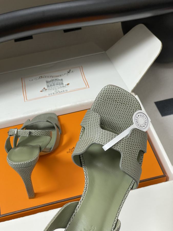 Hermes women's shoes -Top quality (with high-end airplane box ) — AAA Quality Replica — photo 9