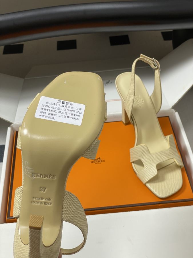 Hermes women's shoes -Top quality (with high-end airplane box ) — Premium Replica — photo 8