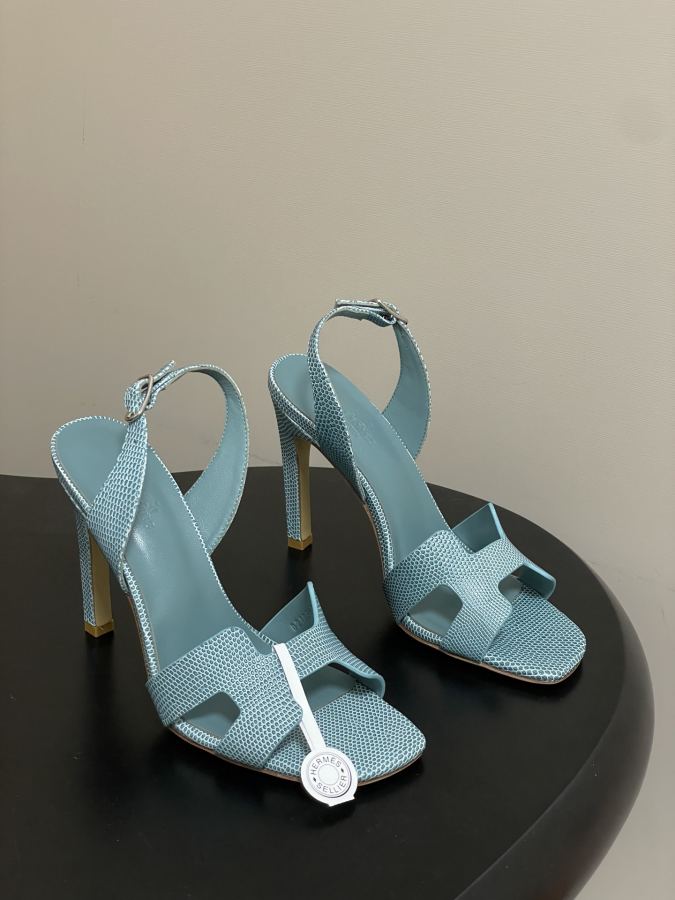 Hermes women's shoes -Top quality (with high-end airplane box ) — 1:1 Replica