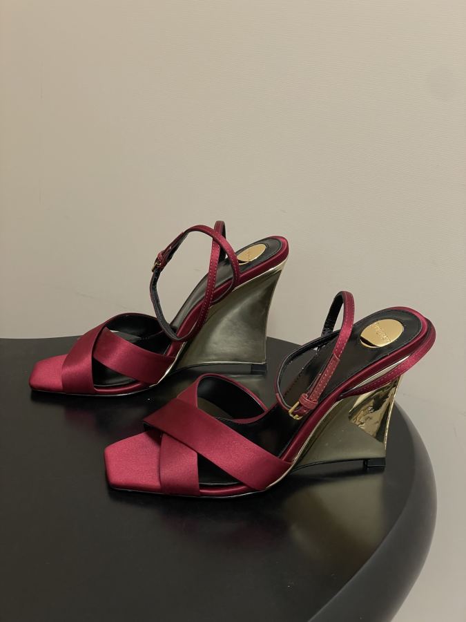 YSL women's shoes Saint Laurent fw26 new arrival — Premium Replica — photo 3