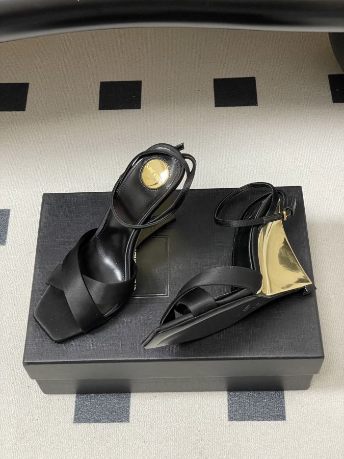 YSL women's shoes Saint Laurent fw26 new arrival — Premium Replica — photo 4