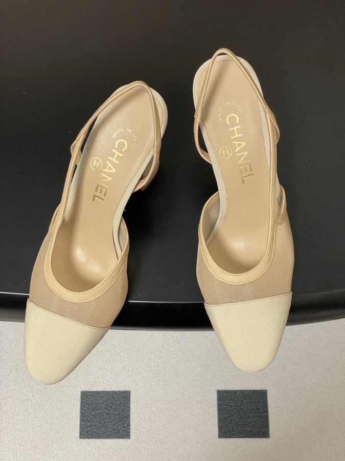 Sapatos femininos CHANEL — photo 2