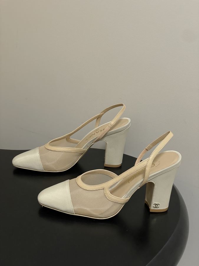 Sapatos femininos CHANEL — photo 3