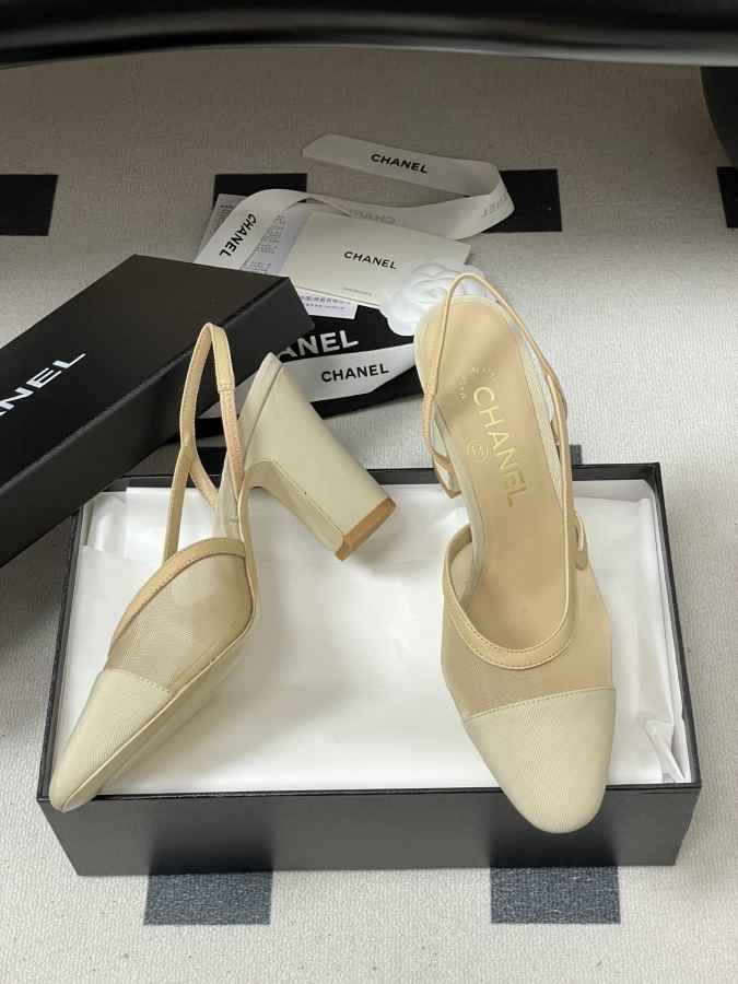 Sapatos femininos CHANEL — photo 6
