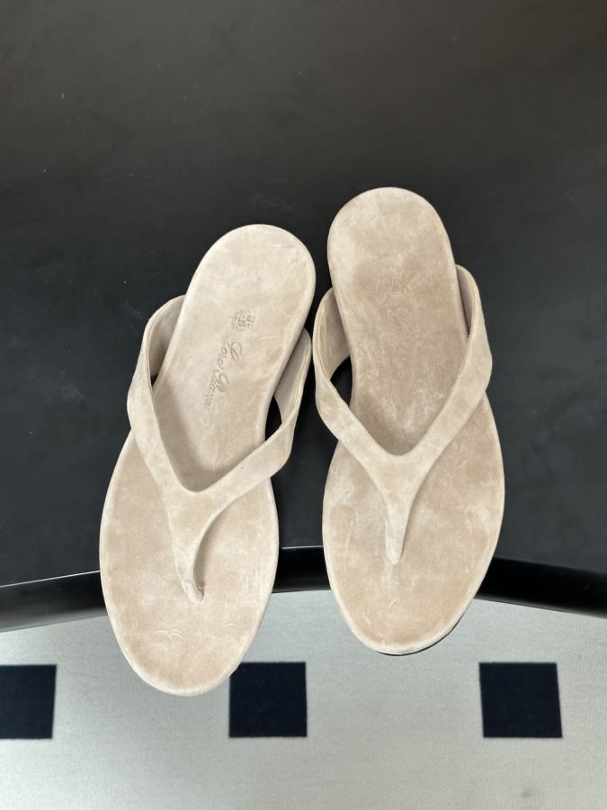 LP women's shoes -Made in Dongguan (with high-end airplane box ) — 1:1 Replica — photo 2
