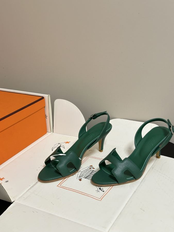 Hermes women's shoes -Top quality (with high-end airplane box ) — AAA Quality Replica — photo 3