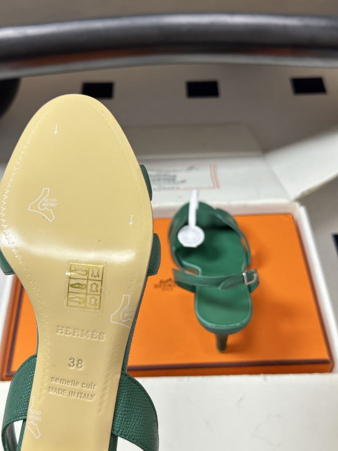 Hermes women's shoes -Top quality (with high-end airplane box ) — AAA Quality Replica — photo 9