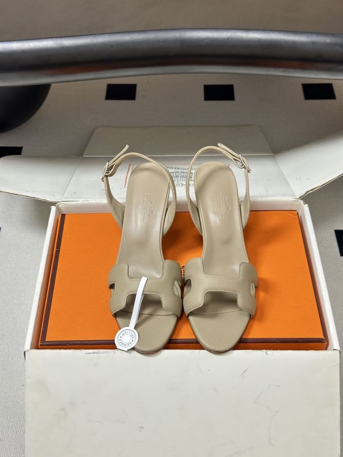 Hermes women's shoes -Top quality (with high-end airplane box ) — 1:1 Replica For Sale — photo 6