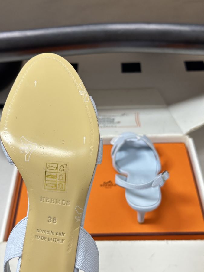 Hermes women's shoes -Top quality (with high-end airplane box ) — AAA Quality Replica — photo 9