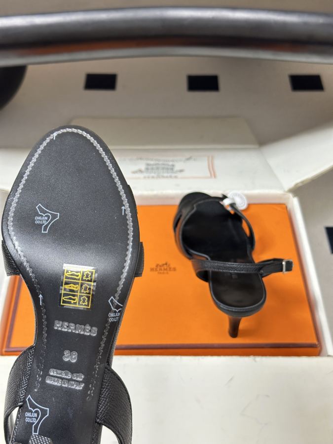 Hermes women's shoes -Top quality (with high-end airplane box ) — AAA Quality Replica — photo 9