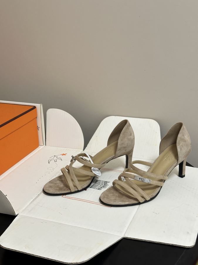 Hermes women's shoes -Top quality (with high-end airplane box ) — 1:1 Replica For Sale — photo 3