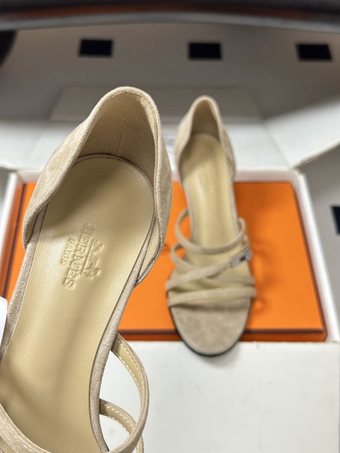 Hermes women's shoes -Top quality (with high-end airplane box ) — 1:1 Replica For Sale — photo 8