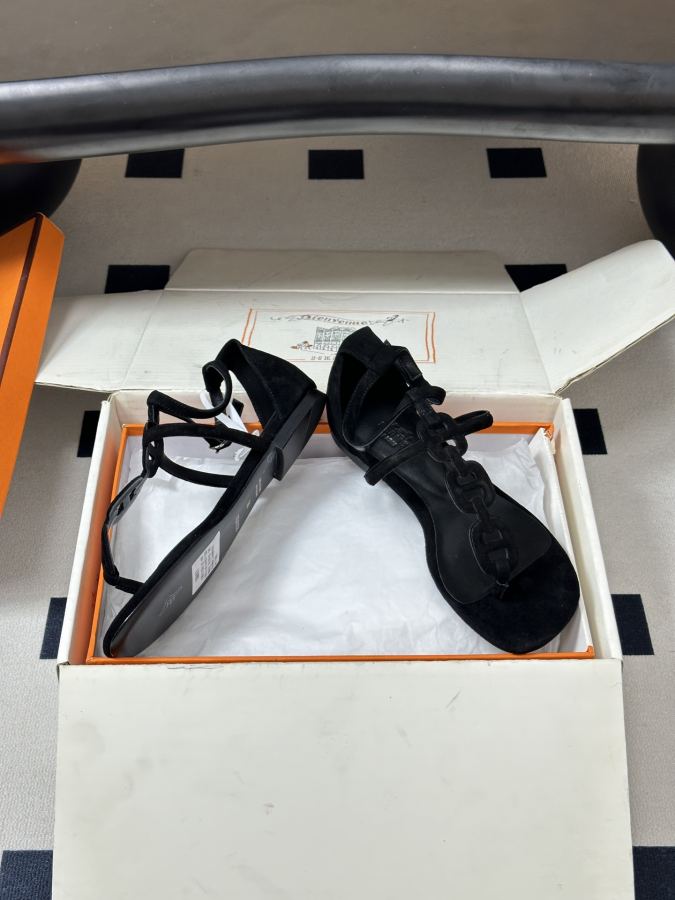 Hermes women's shoes -Top quality (with high-end airplane box ) — 1:1 Replica For Sale — photo 5