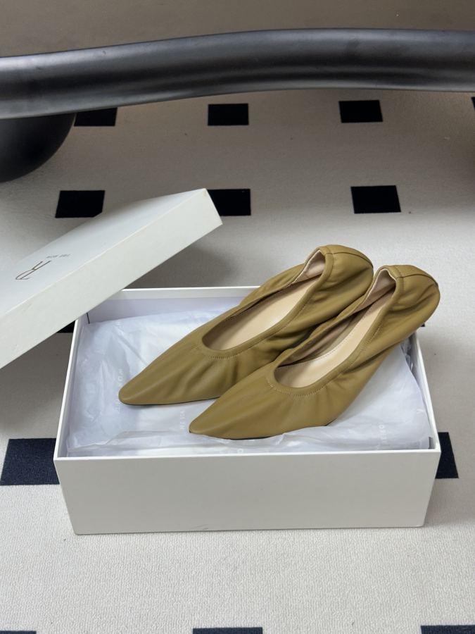 THE ROW women's shoes THE ROW 26ss New TR — 1:1 Replica — photo 5