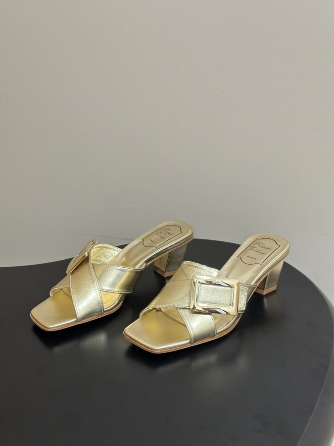 RV women's shoes New Roger vivier RV — AAA Quality Replica — photo 3