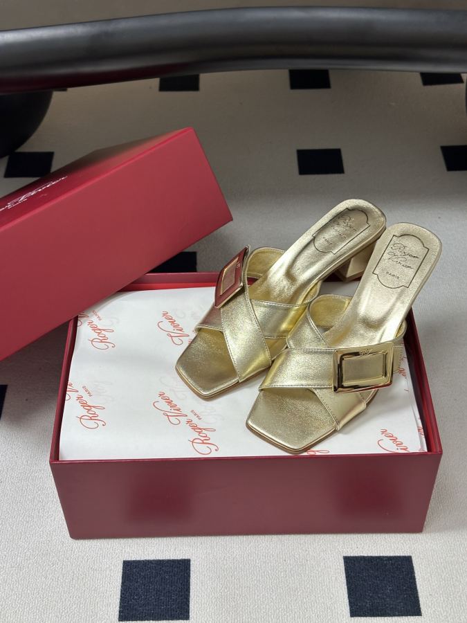 RV women's shoes New Roger vivier RV — AAA Quality Replica — photo 5