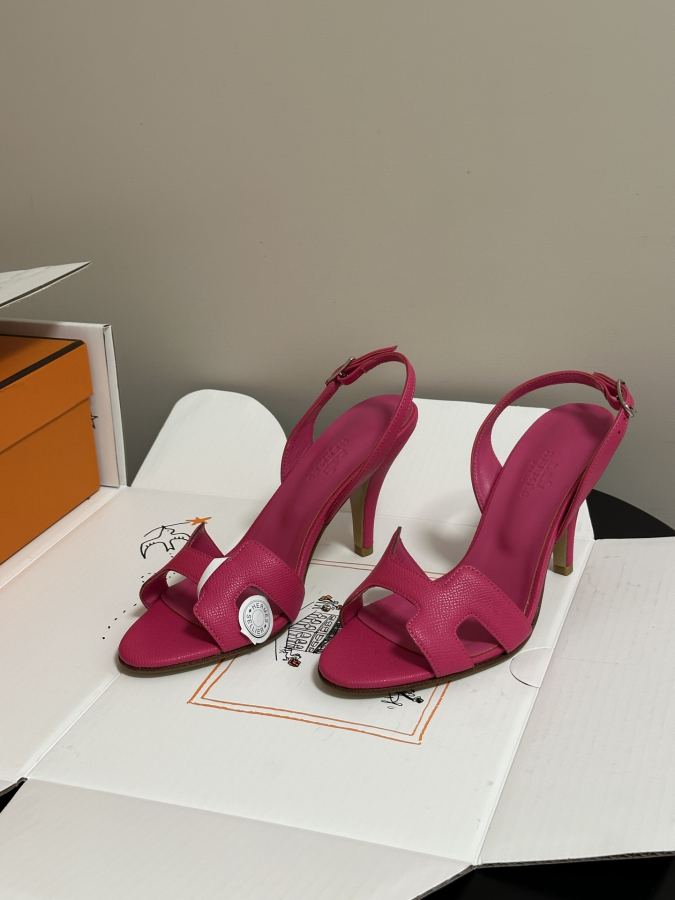 Hermes women's shoes -Top quality (with high-end airplane box ) — AAA Quality Replica — photo 3