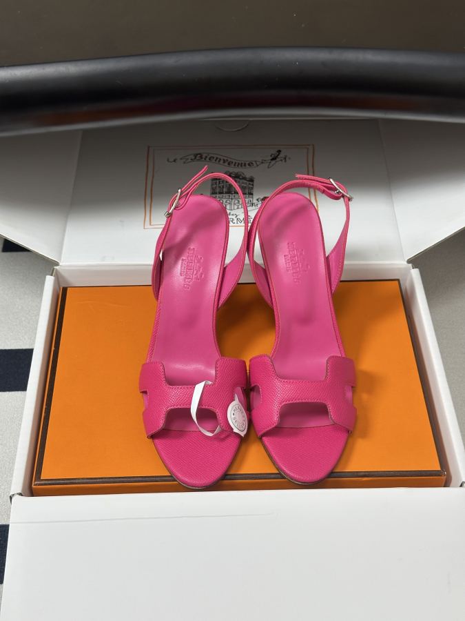 Hermes women's shoes -Top quality (with high-end airplane box ) — AAA Quality Replica — photo 6