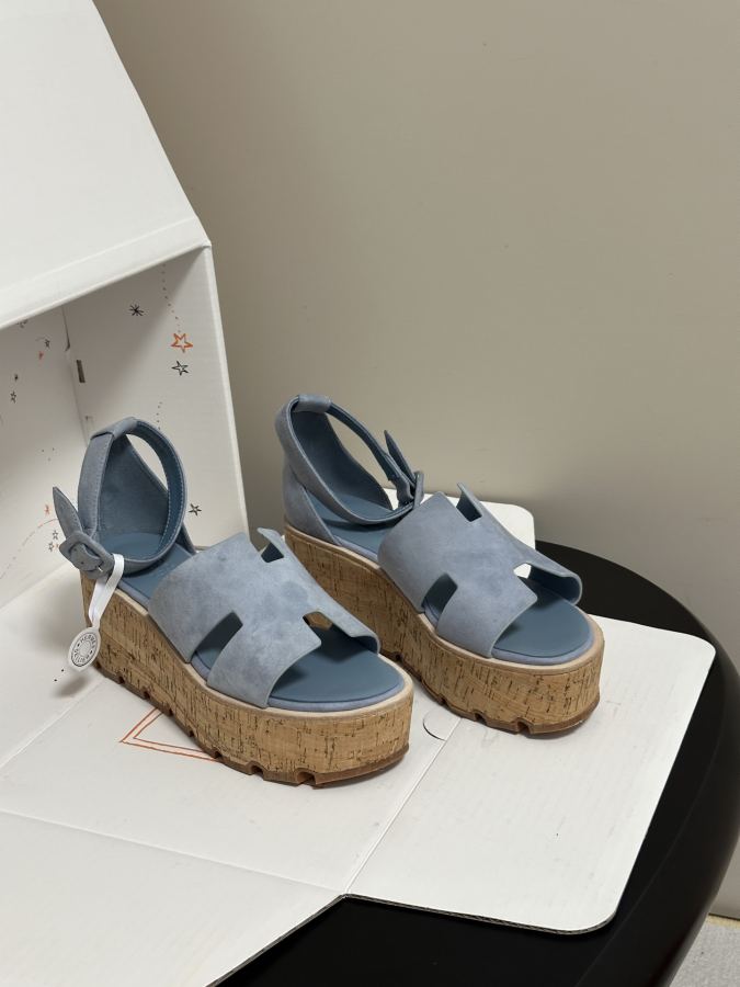 Hermes women's shoes -Top quality (with high-end airplane box ) — 1:1 Replica