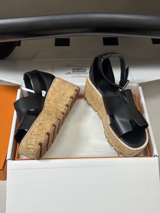 Hermes women's shoes -Top quality (with high-end airplane box ) — 1:1 Replica For Sale — photo 4