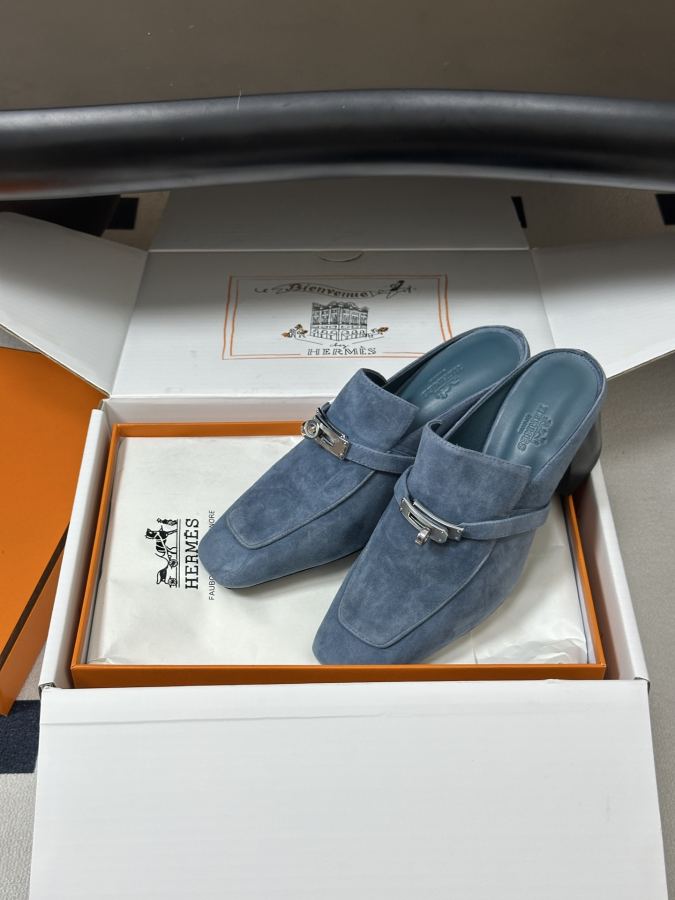 Hermes women's shoes -Top quality (with high-end airplane box ) — Premium Replica — photo 4