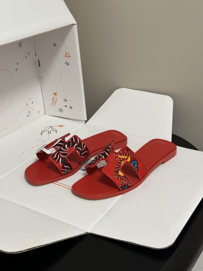 Hermes women's shoes -Top quality (with high-end airplane box ) — AAA Quality Replica — photo 3