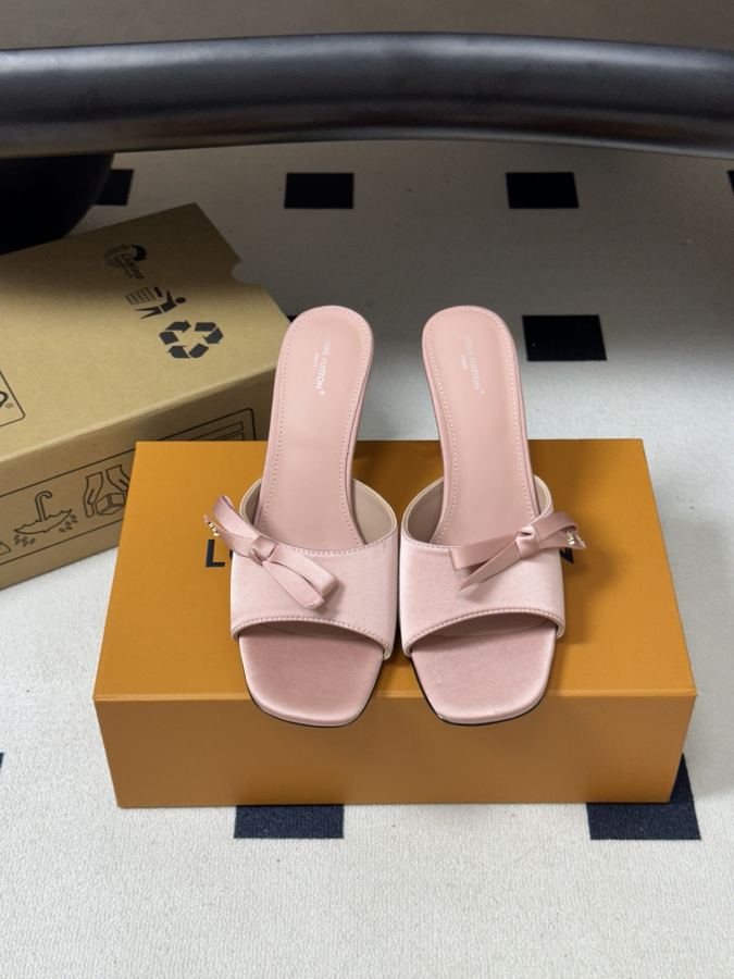 LV women's shoes Ss New Louis vuiteeon Louis Vuitton LV Cube — 1:1 Replica — photo 6