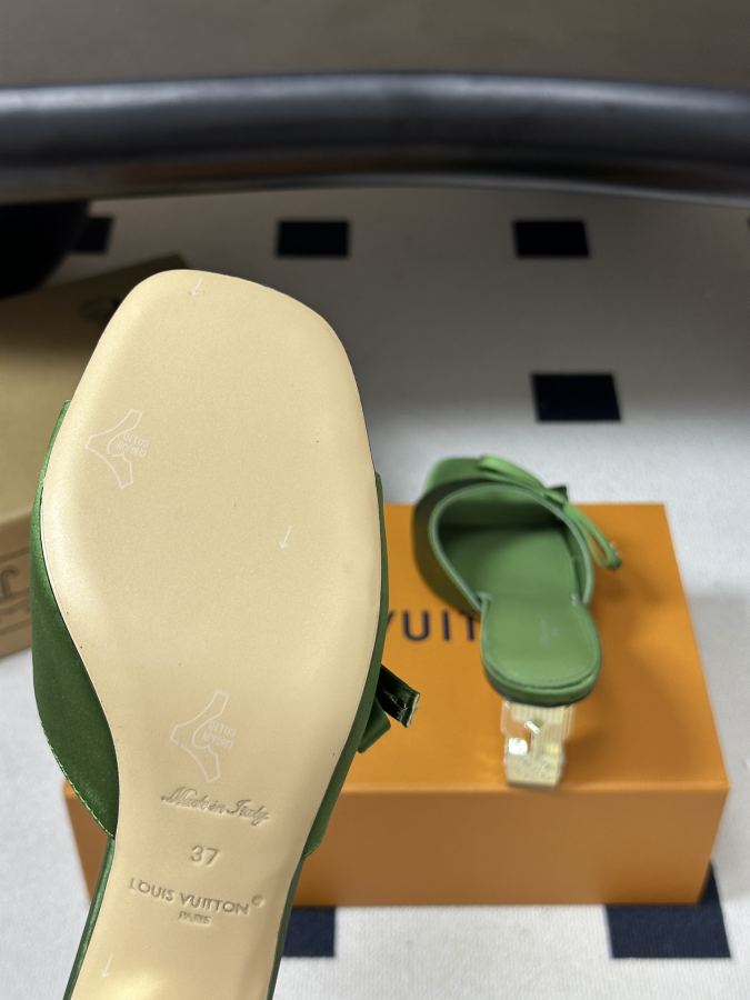LV women's shoes Ss New Louis vuiteeon Louis Vuitton LV Cube — AAA Quality Replica — photo 9