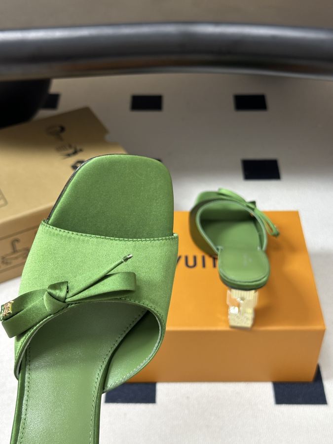 LV women's shoes Ss New Louis vuiteeon Louis Vuitton LV Cube — AAA Quality Replica — photo 8