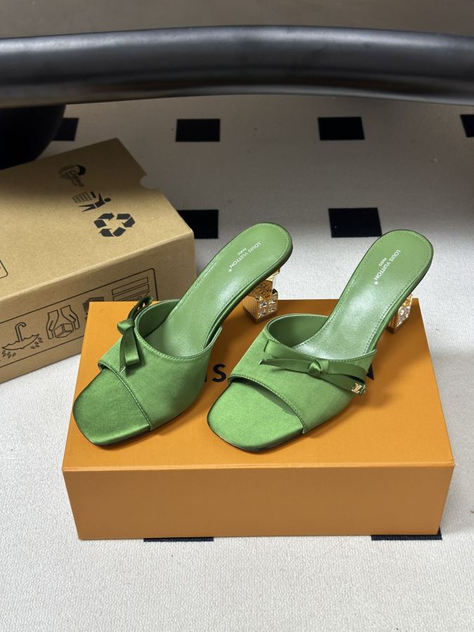 LV women's shoes Ss New Louis vuiteeon Louis Vuitton LV Cube — AAA Quality Replica — photo 5
