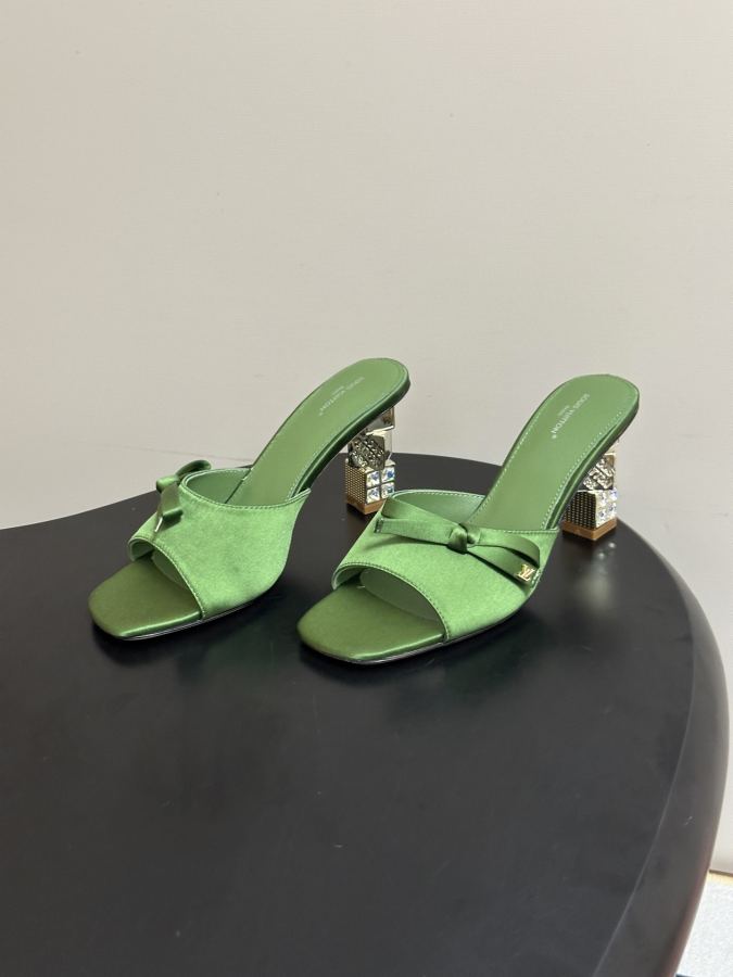 LV women's shoes Ss New Louis vuiteeon Louis Vuitton LV Cube — AAA Quality Replica — photo 3