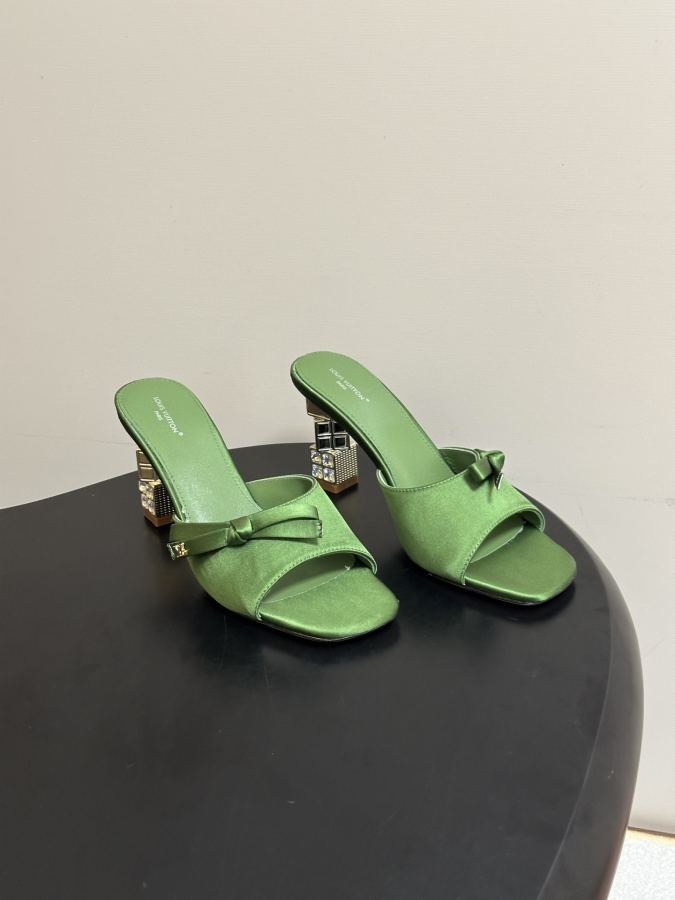 LV women's shoes Ss New Louis vuiteeon Louis Vuitton LV Cube — AAA Quality Replica