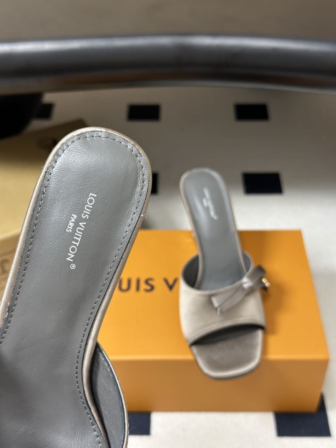 LV women's shoes Ss New Louis vuiteeon Louis Vuitton LV Cube — Premium Replica — photo 6