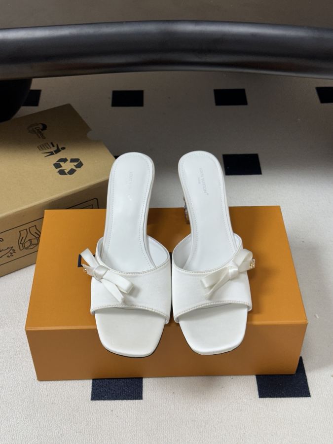 LV women's shoes Ss New Louis vuiteeon Louis Vuitton LV Cube — 1:1 Replica — photo 5
