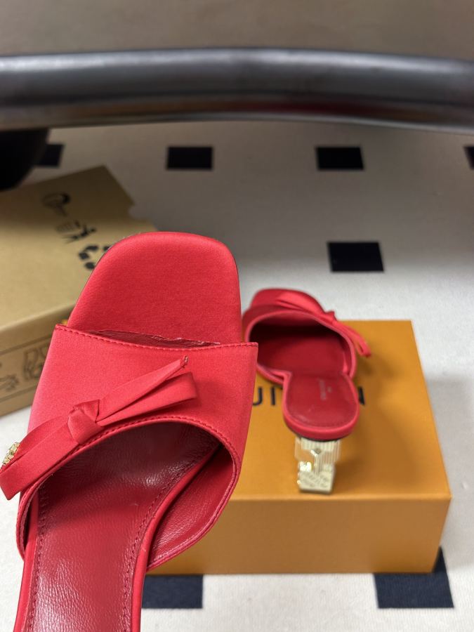 LV women's shoes Ss New Louis vuiteeon Louis Vuitton LV Cube — Premium Replica — photo 8