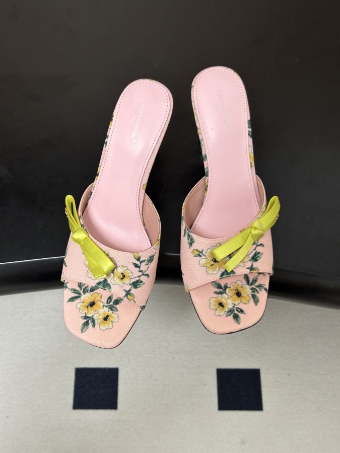 LV women's shoes Ss New Louis vuiteeon Louis Vuitton LV Cube — AAA Quality Replica — photo 2