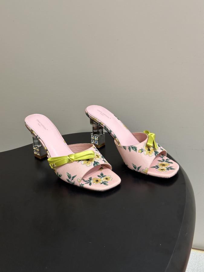 LV women's shoes Ss New Louis vuiteeon Louis Vuitton LV Cube — AAA Quality Replica