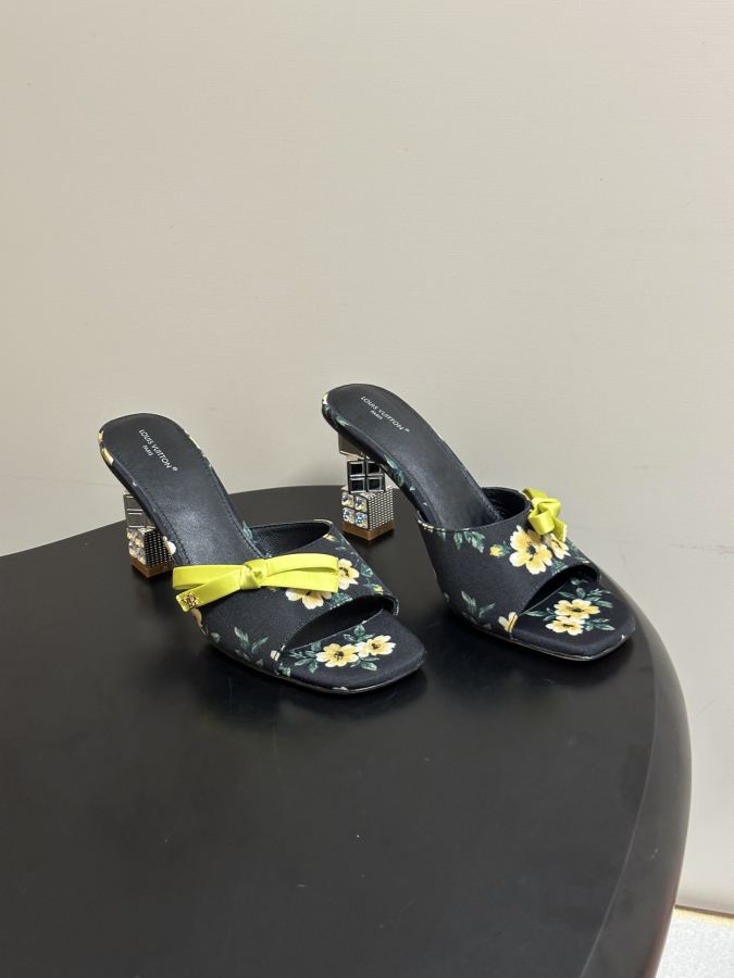 LV women's shoes Ss New Louis vuiteeon Louis Vuitton LV Cube — AAA Quality Replica