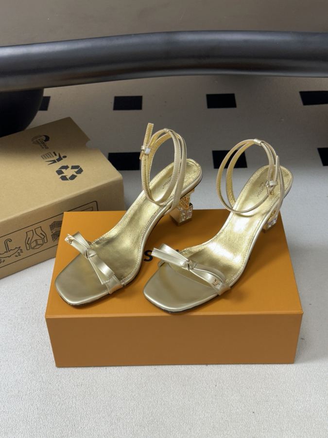 LV women's shoes Ss New Louis vuiteeon Louis Vuitton LV Cube — AAA Quality Replica — photo 5