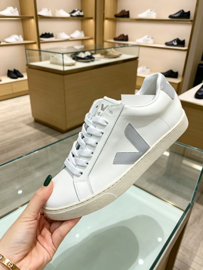 Fabbrica di scarpe da donna RV — photo 6